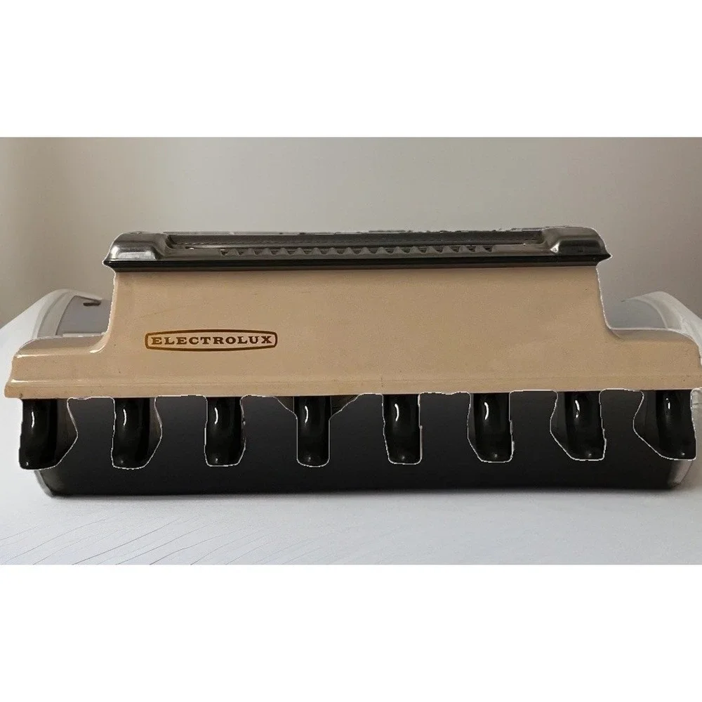 Electrolux Shag Rug Groomer Attachment Vacuum Nozzle Brush Tool Beige Black